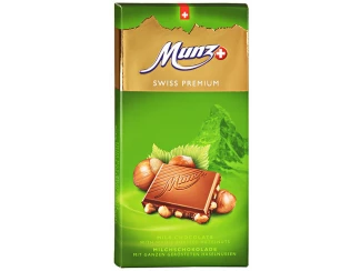 Молочний шоколад  з цільним фундуком Munz фото
