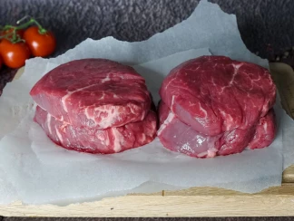 Говядина Steak Filet Mignon влажная выдержка Тростинка (в вакууме) фото