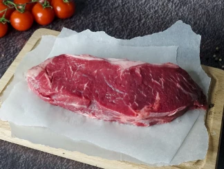 Говядина Steak New York влажной выдержки Тростинка (в вакууме) фото