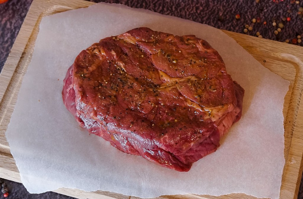 Яловичина Steak Chuck Roll, волога витримка Тростинка (у вакуумі) фото