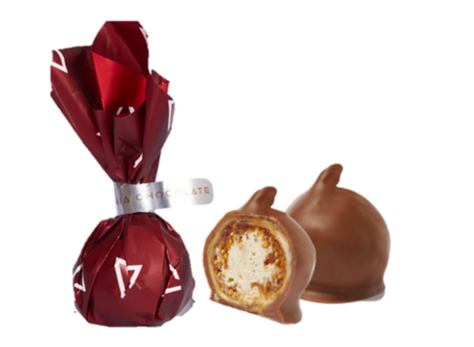 Інжир сушений покритий кувертюром у шоколадній глазурі з горіховою начинкою з ароматом бренді Nia Chocolate фото